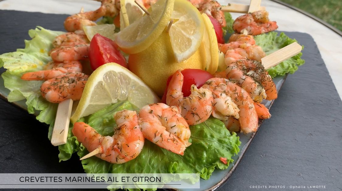 Brochette de crevettes marinées ail et citron